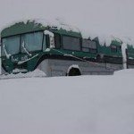 На Львівщині через снігопад в горах застрягло 5 автобусів з дітьми
